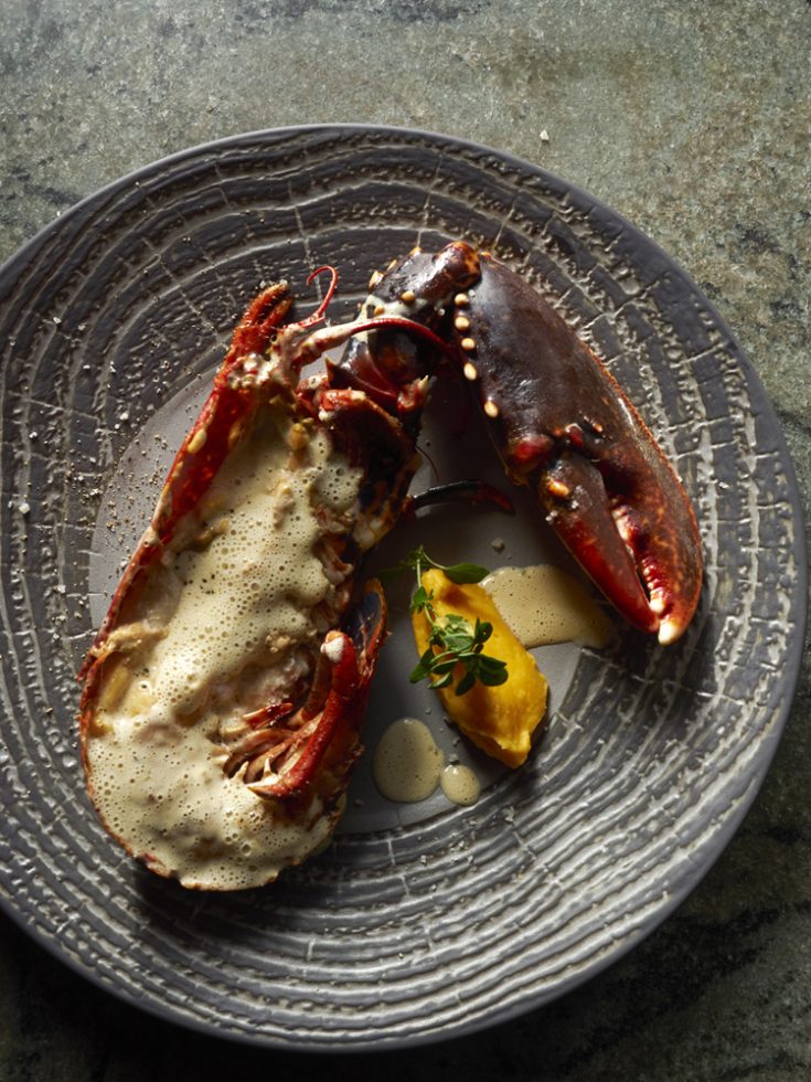 demi homard roti des glénan crème mousseuse de corail , Henri Pellen